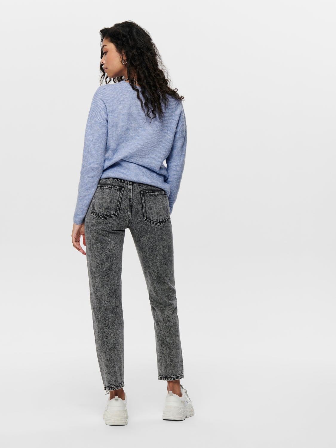 V-neck Knitted Pullover