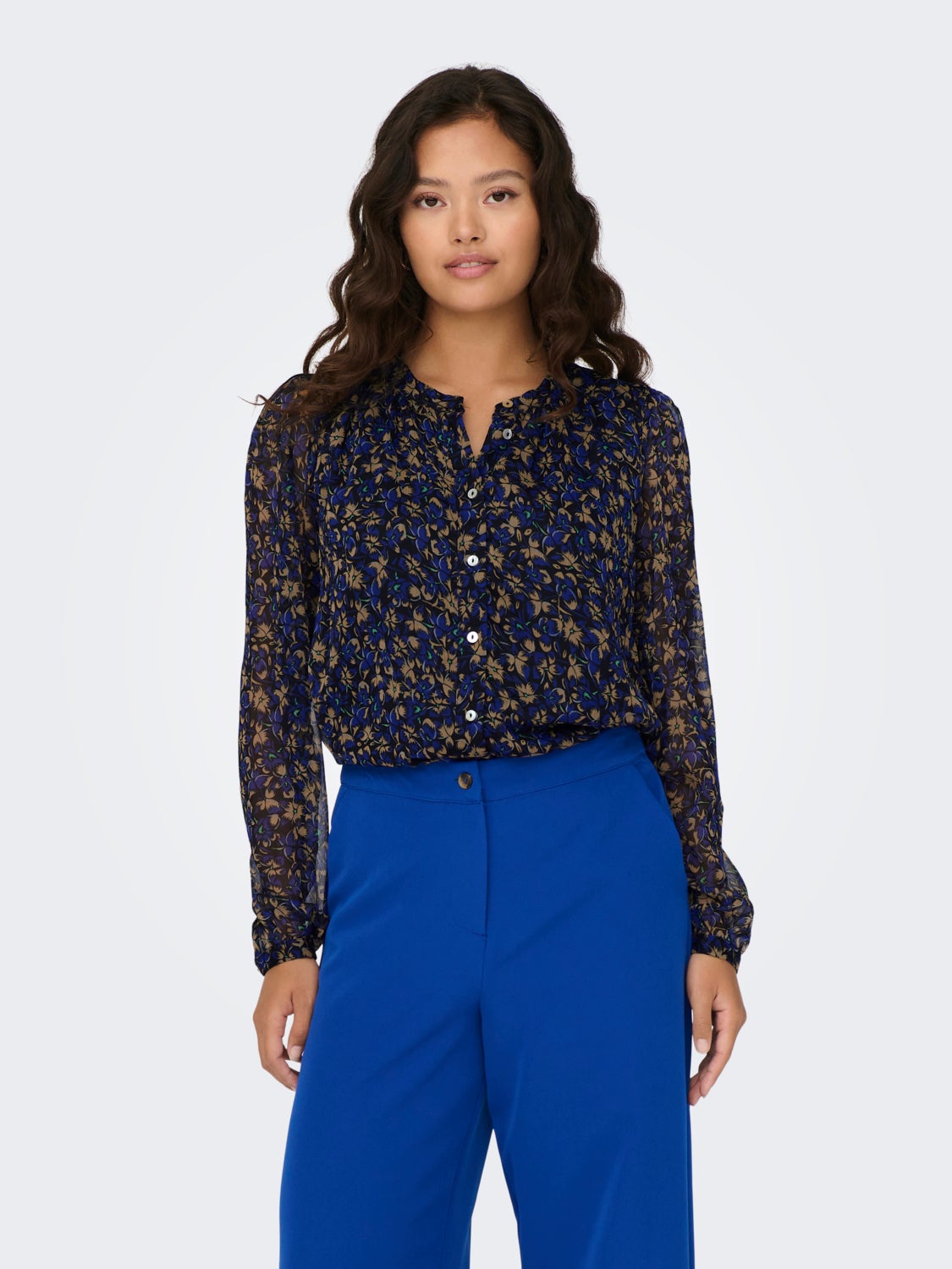 Shirt with china collar