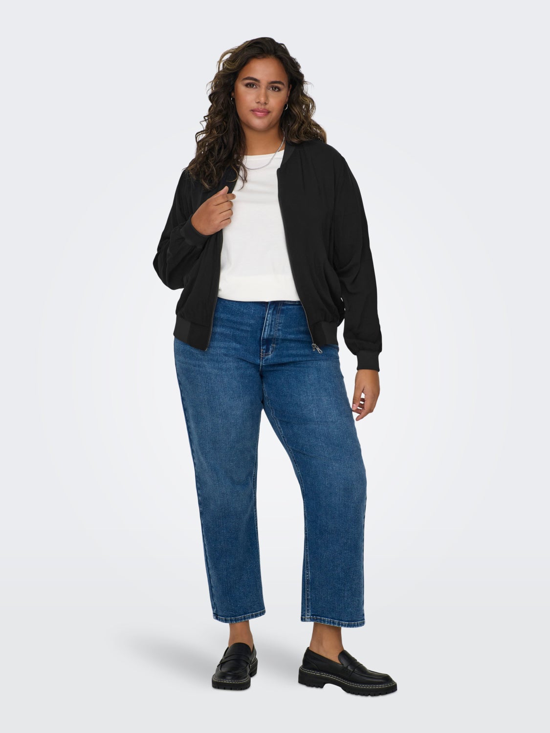 Curvy bomber jacket