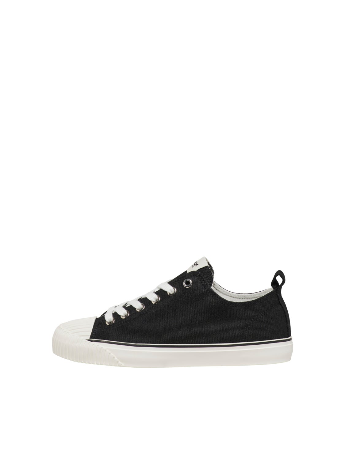 Canvas low sneakers