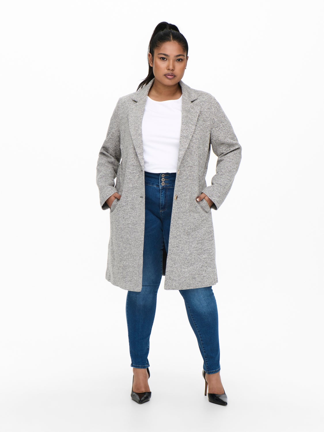 Curvy solid colored coat