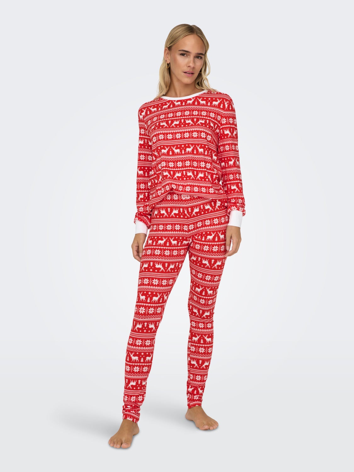 Knitted pyjamas set