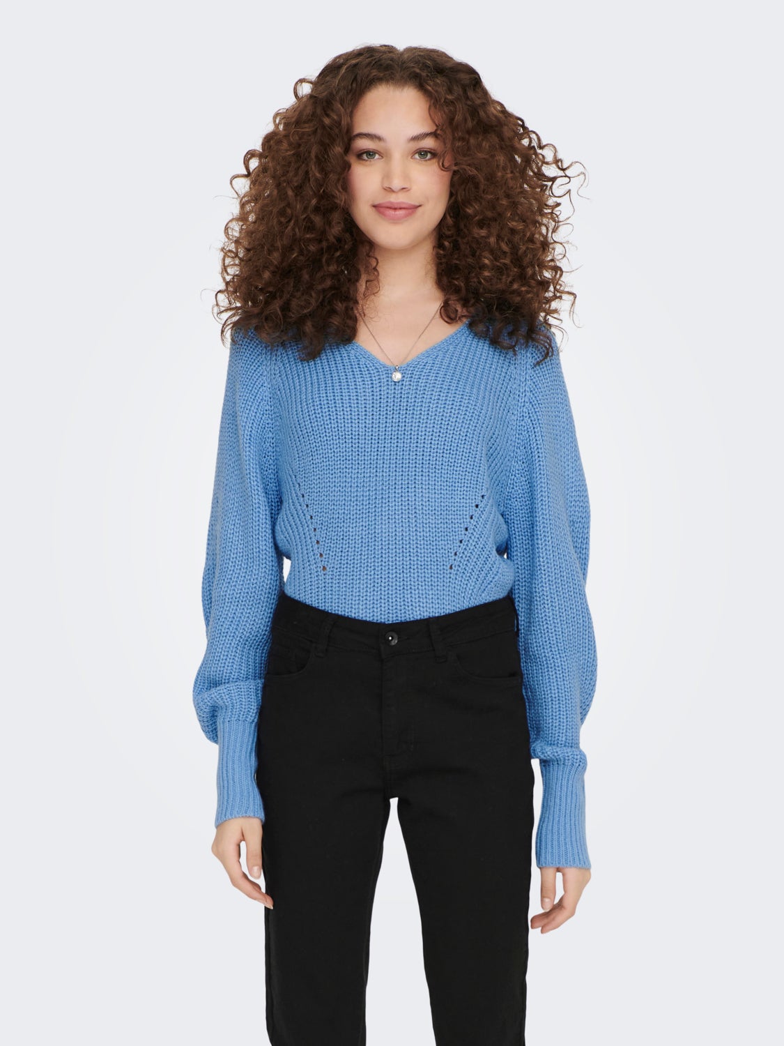 V-neck knitted pullover