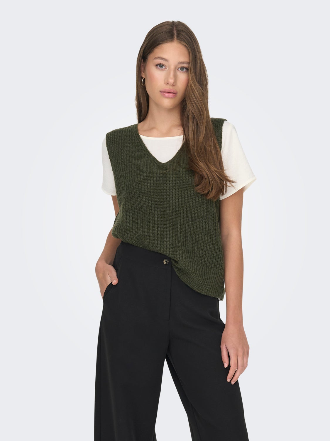 Knitted vest with v-neck