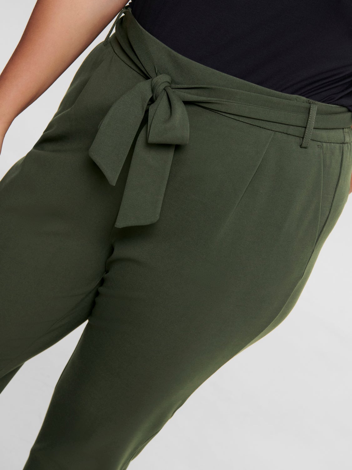 Curvy belt Trousers
