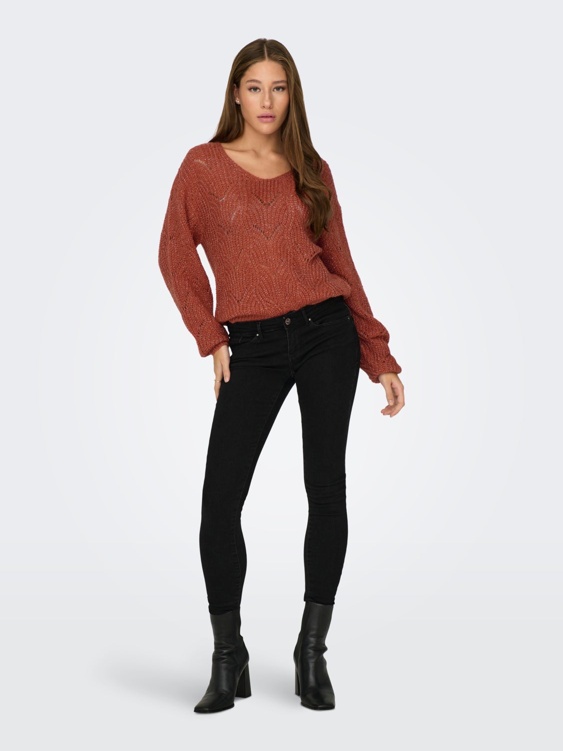 V-Neck Pullover