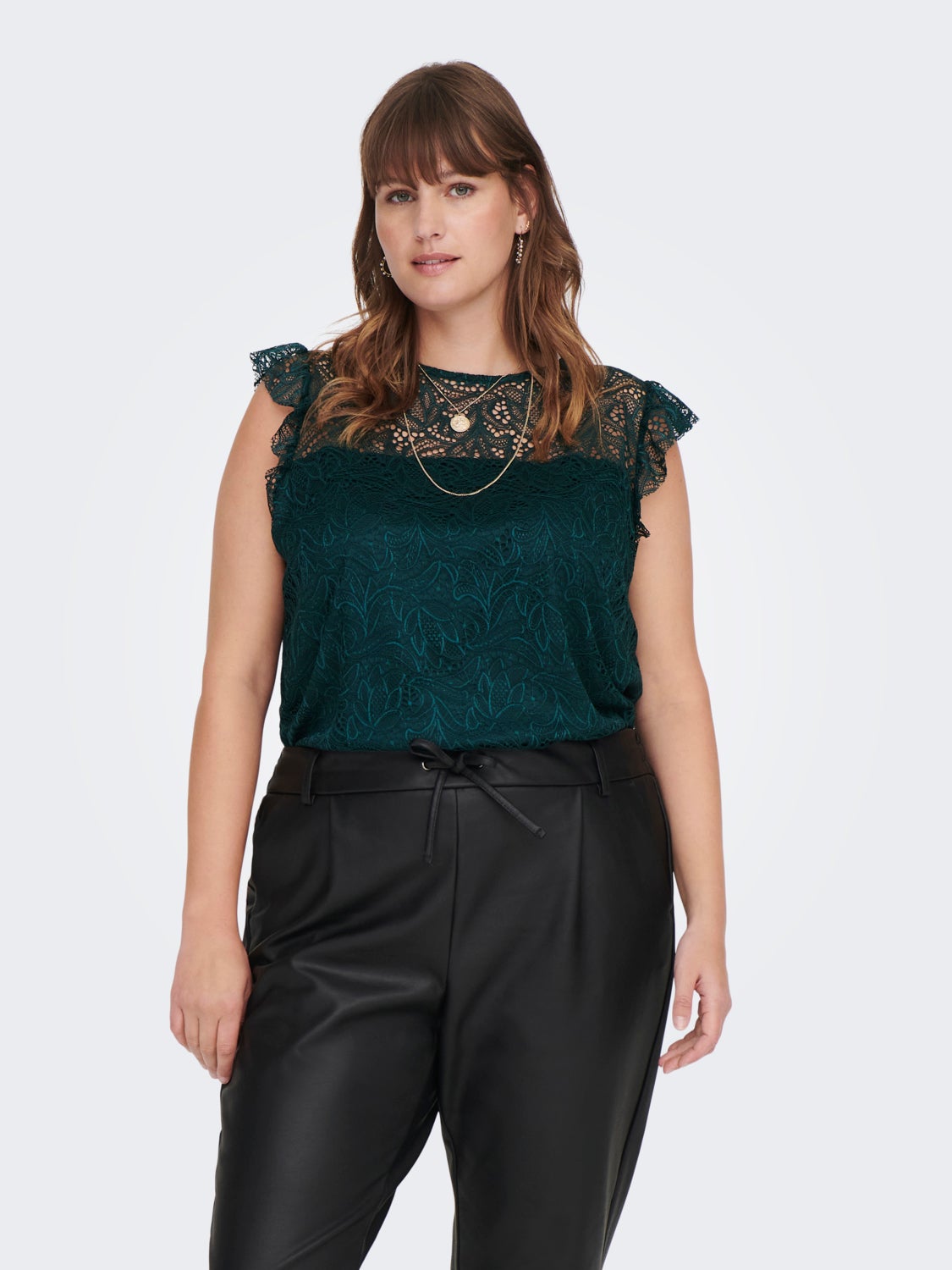 Curvy Lace Sleeveless Top