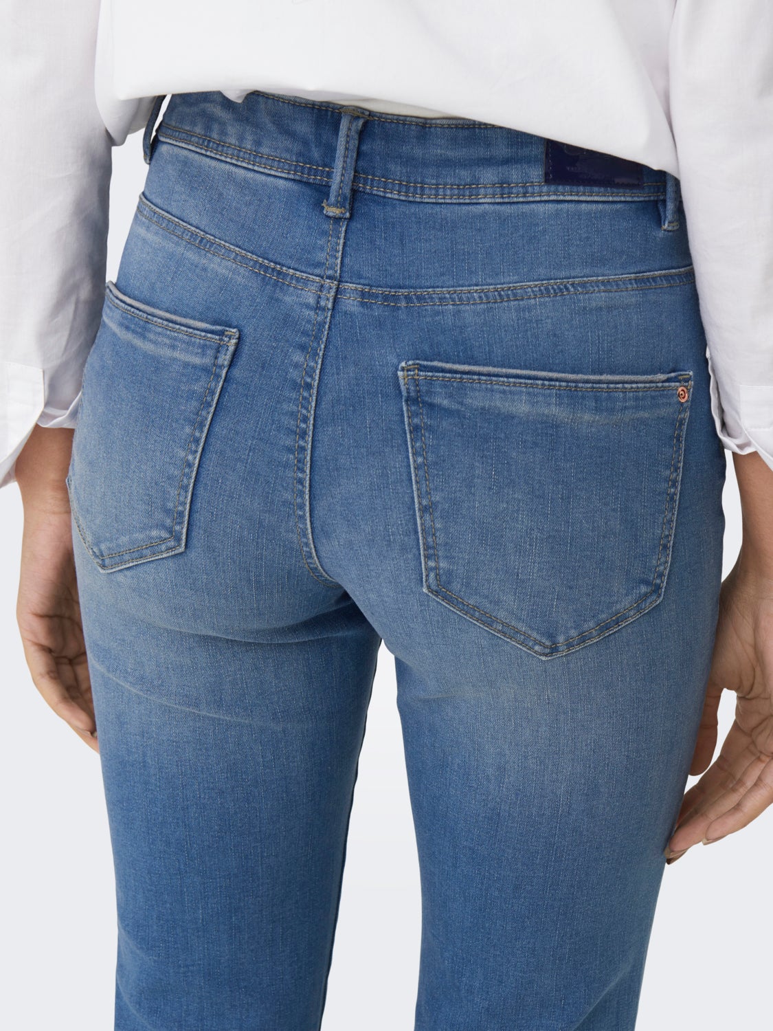 ONLWauw highwaisted Flared Jeans