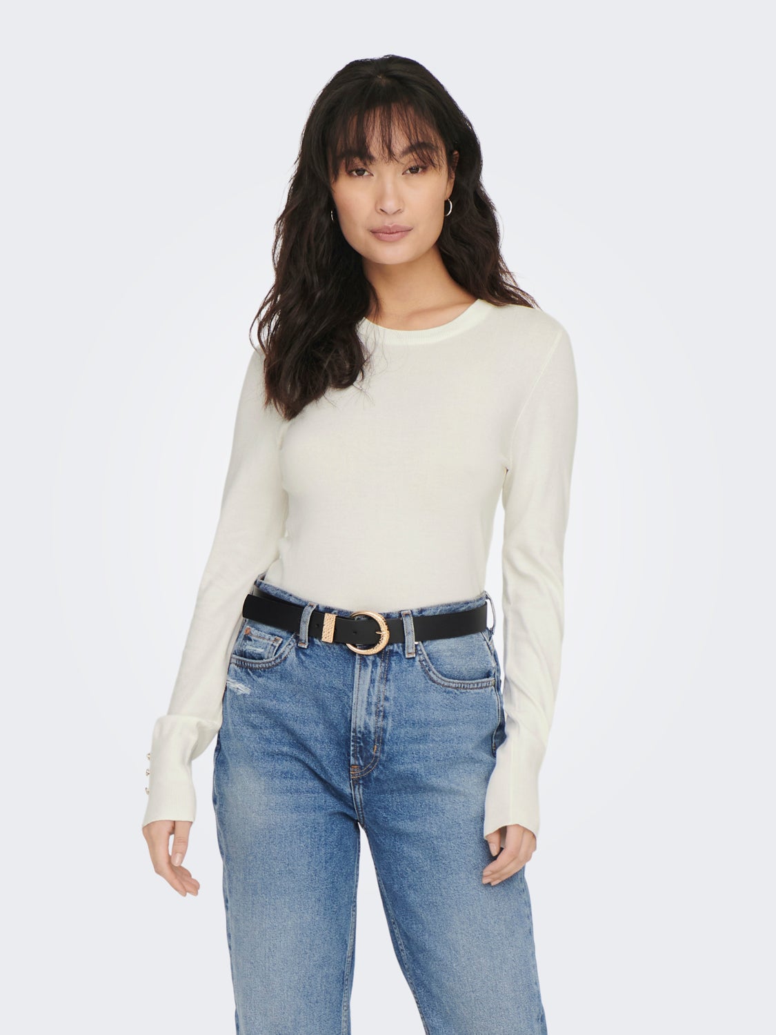 Solid color knitted pullover