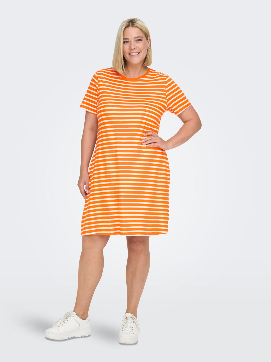 Curvy striped cotton dress