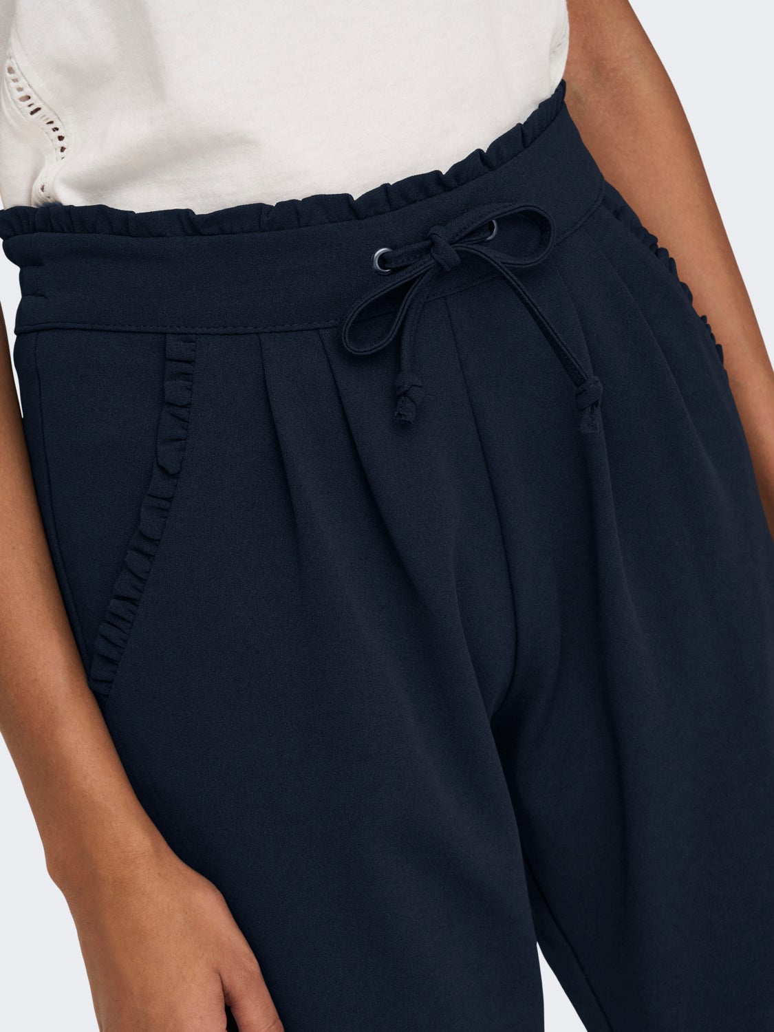 Pants with side pockets