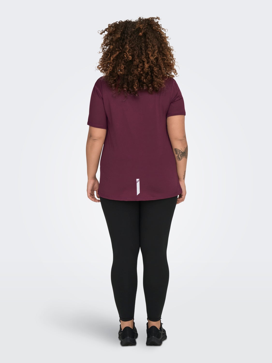 Curvy training tee