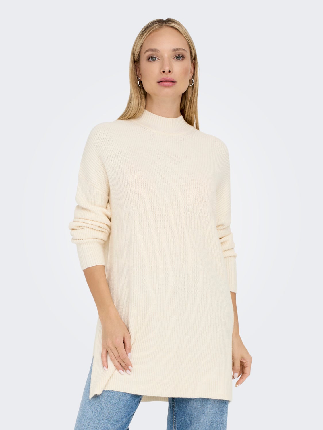High neck knitted pullover