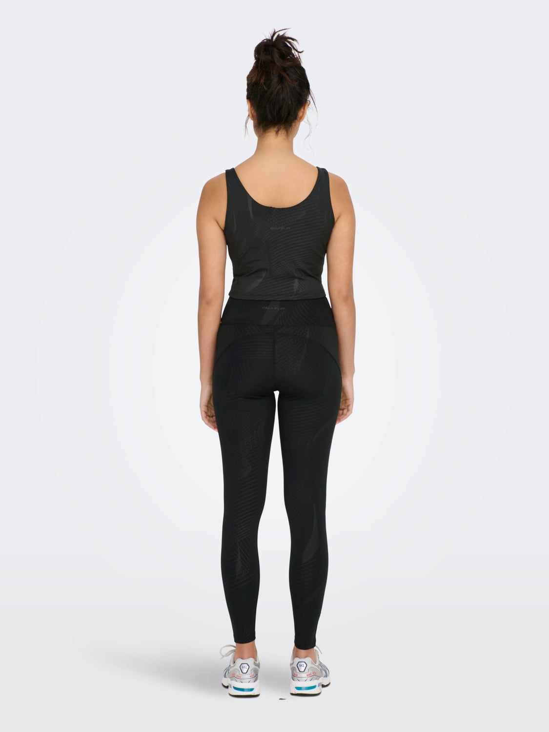 Cropped training tank top