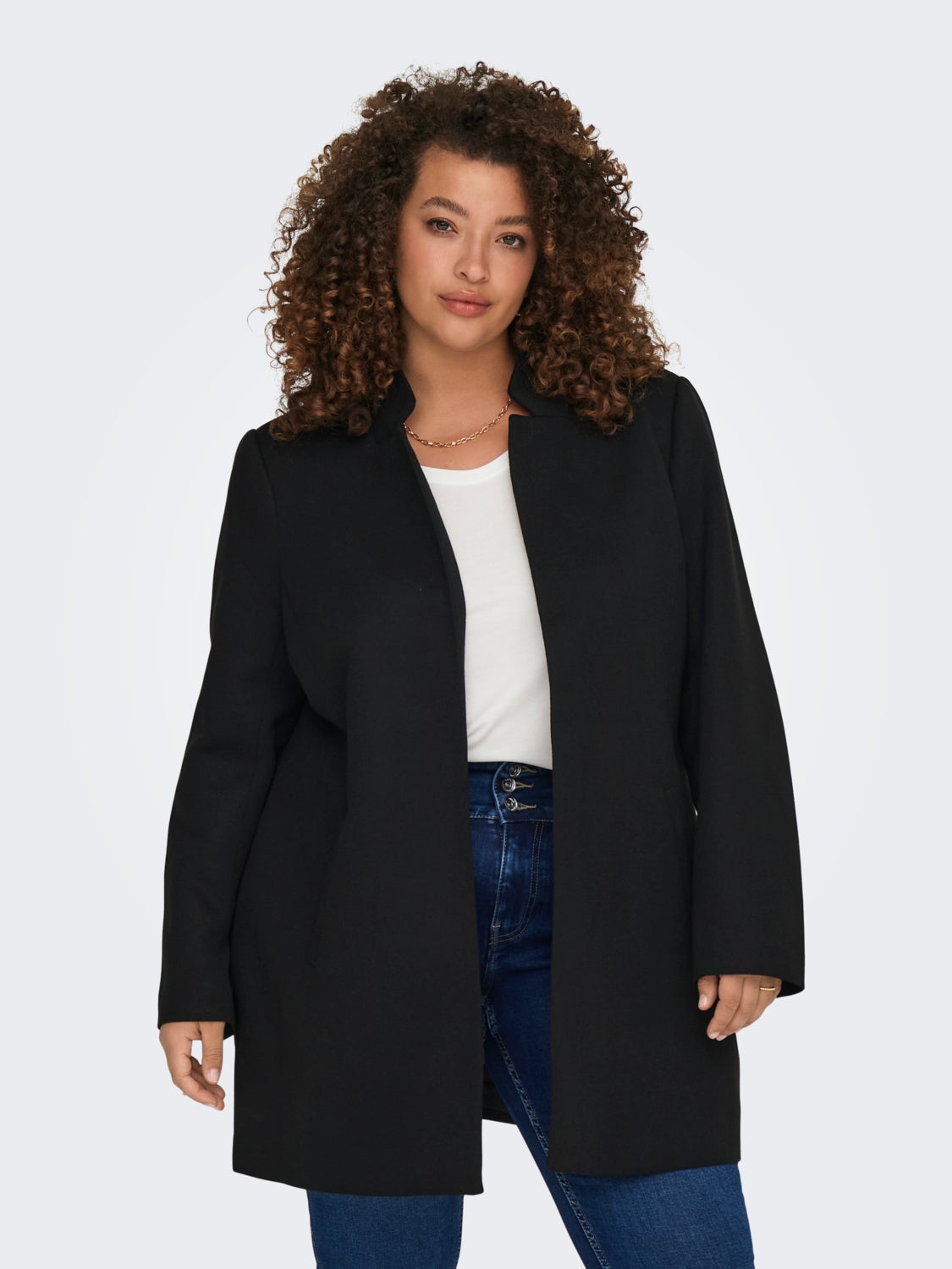 Curvy blazer with spread collar