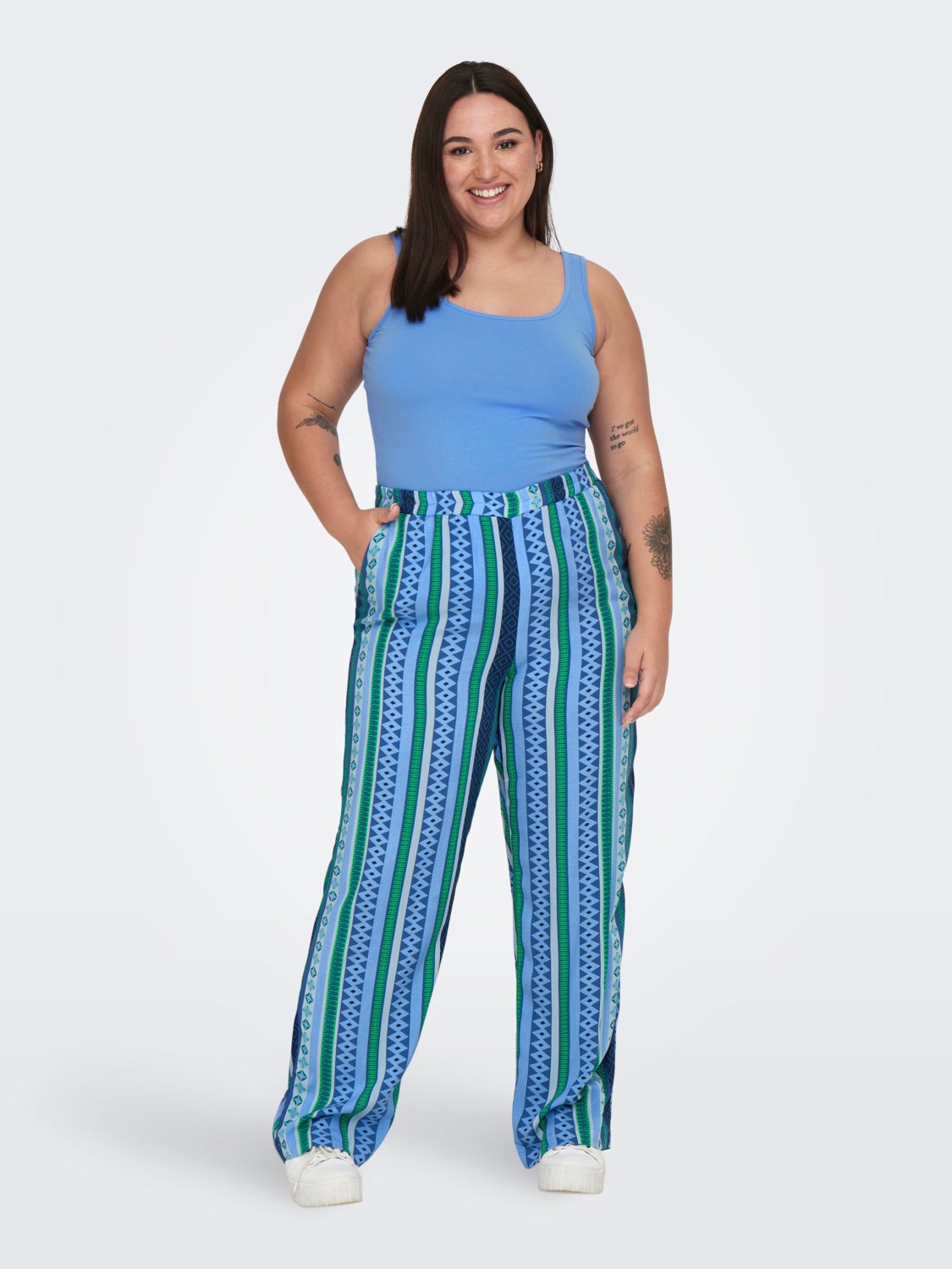 Curvy basic Tank top