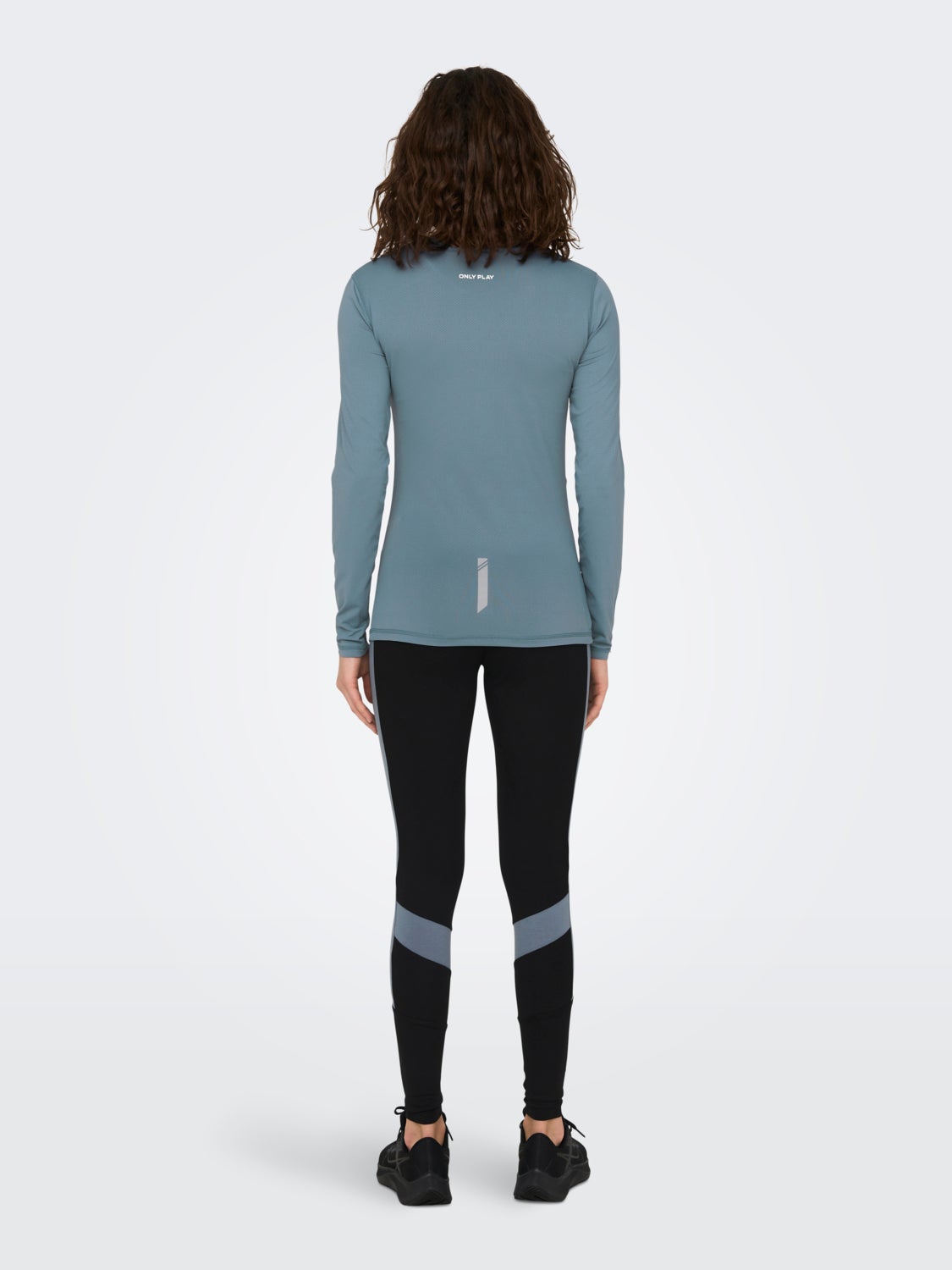 Long sleeved Training Top
