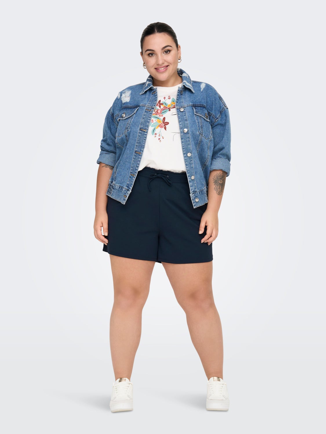 Curvy drawstring shorts