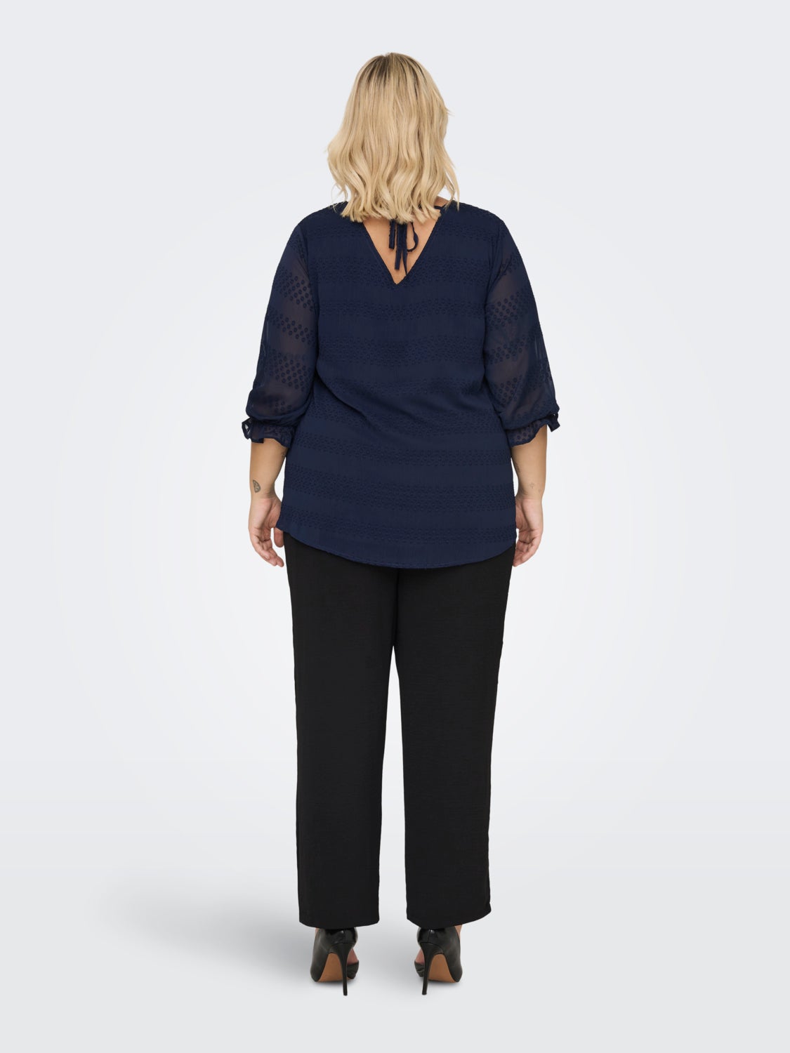 Curvy 3/4 sleeved Top