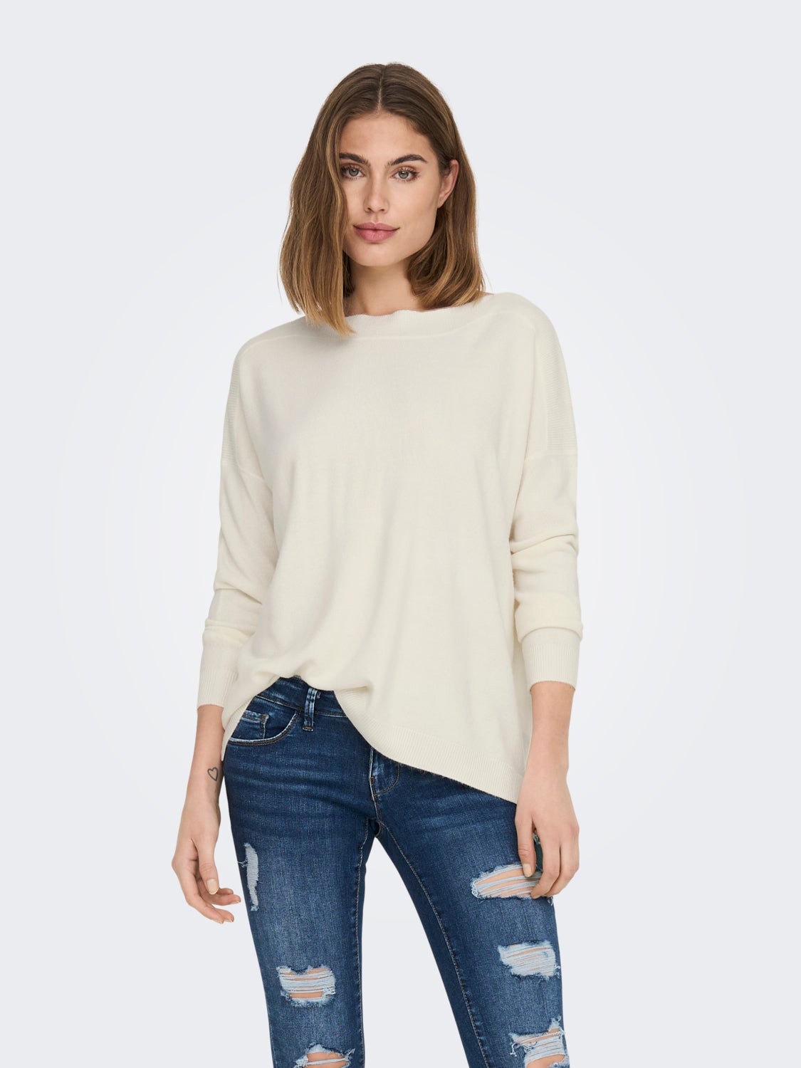 Loose fitted knitted pullover
