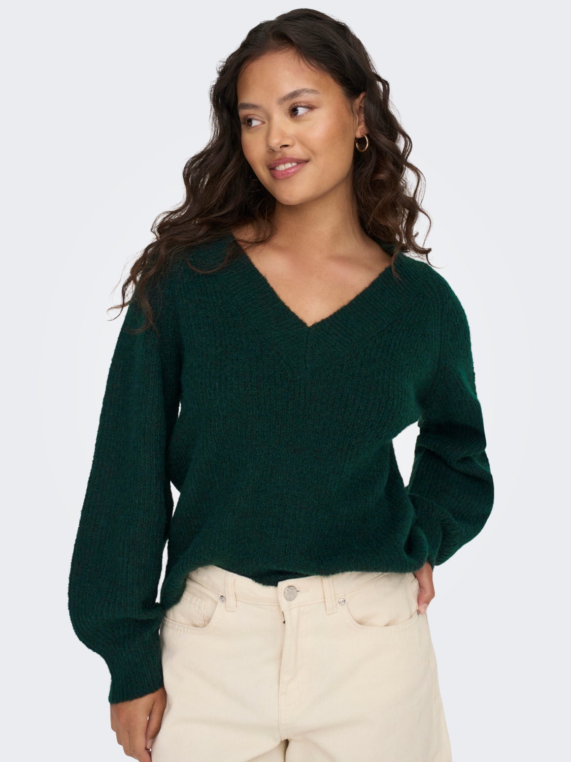 v-neck knitted pullover