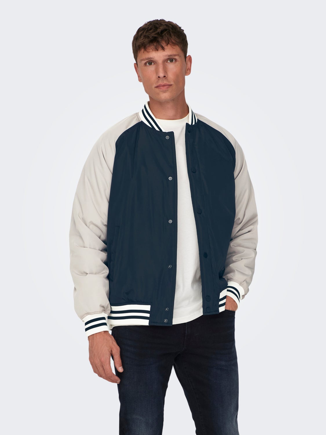 Bomber jacket