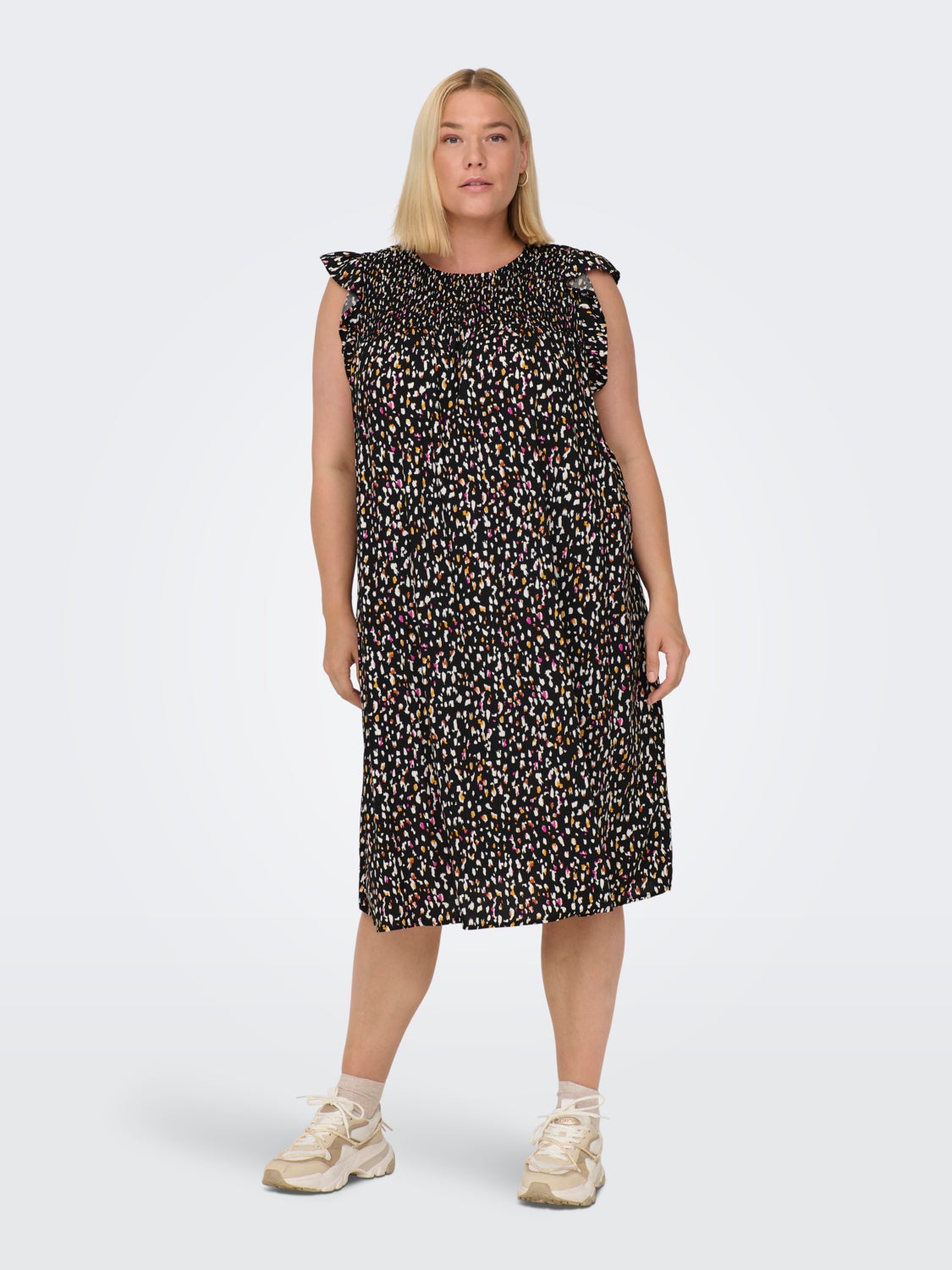 Curvy frill sleeved Dress