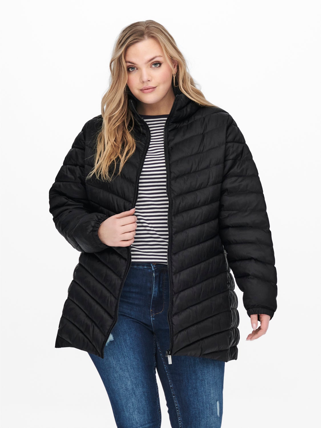 Curvy quilted coat