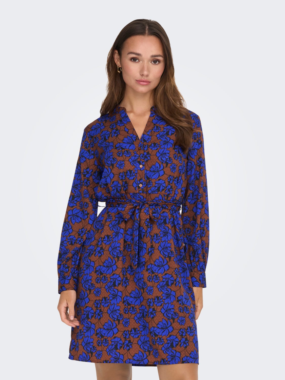 Mini v-neck dress with print