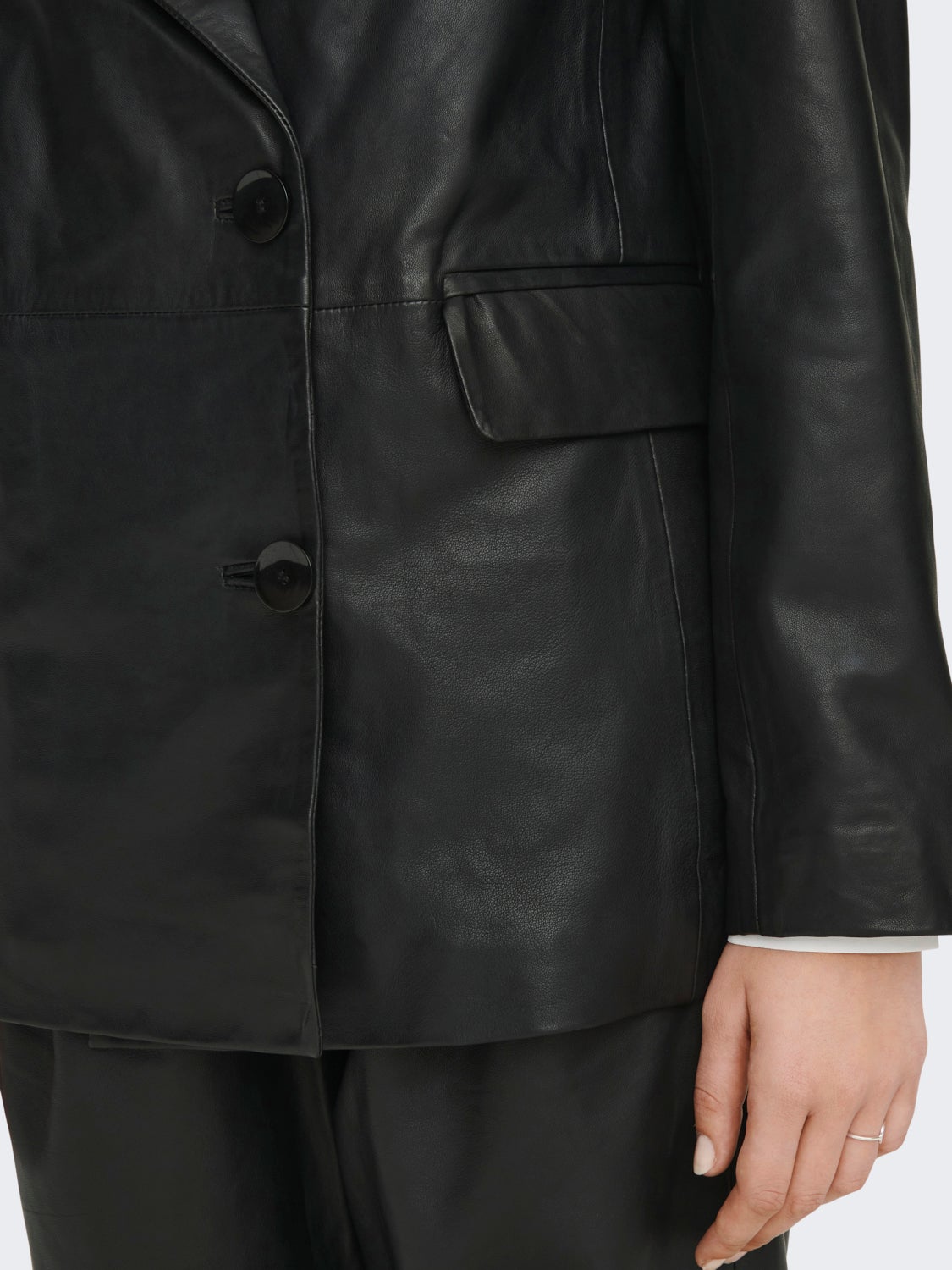 Loose Fit Leather Blazer