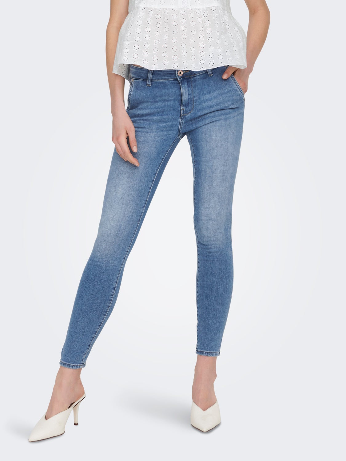 Skinny Fit Mid waist Jeans