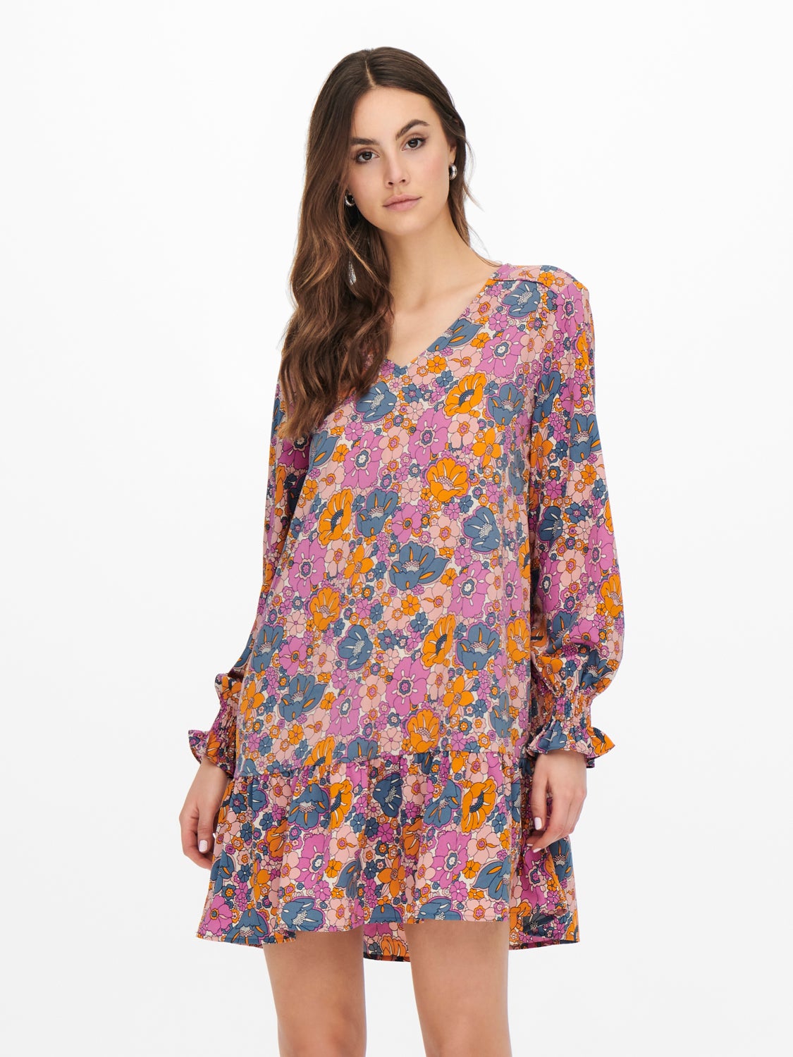 Long sleeved V-neck Dress