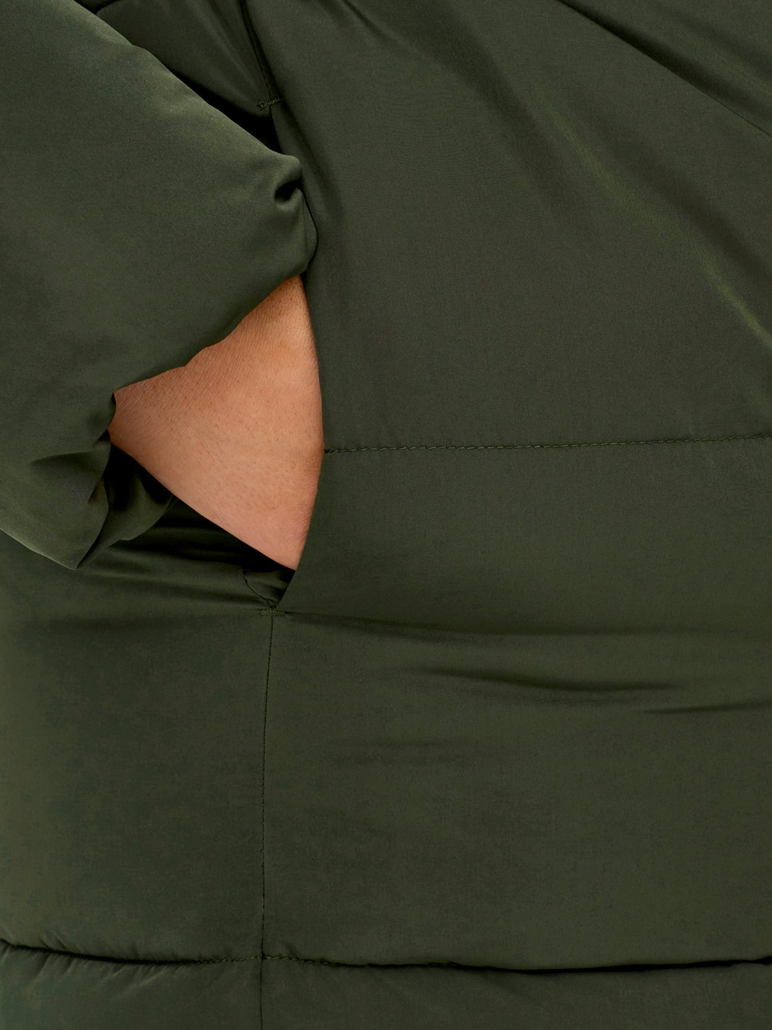 Curvy long puffer jacket