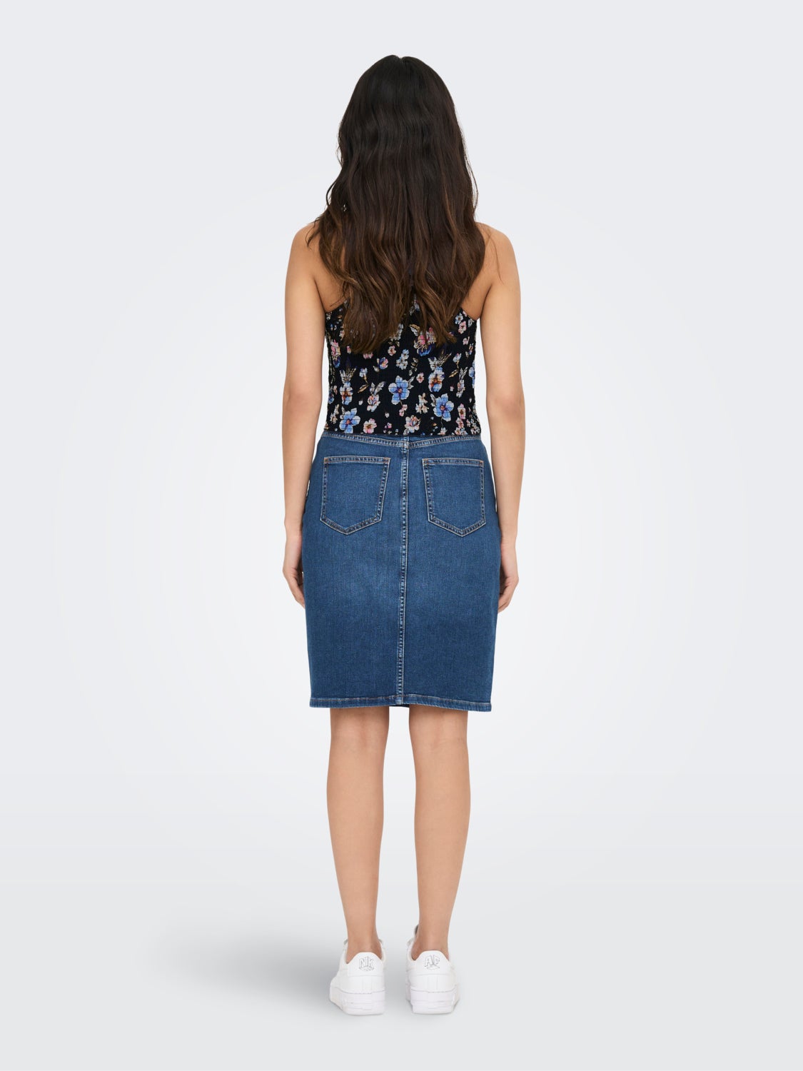 Regular Fit Halter neck Top