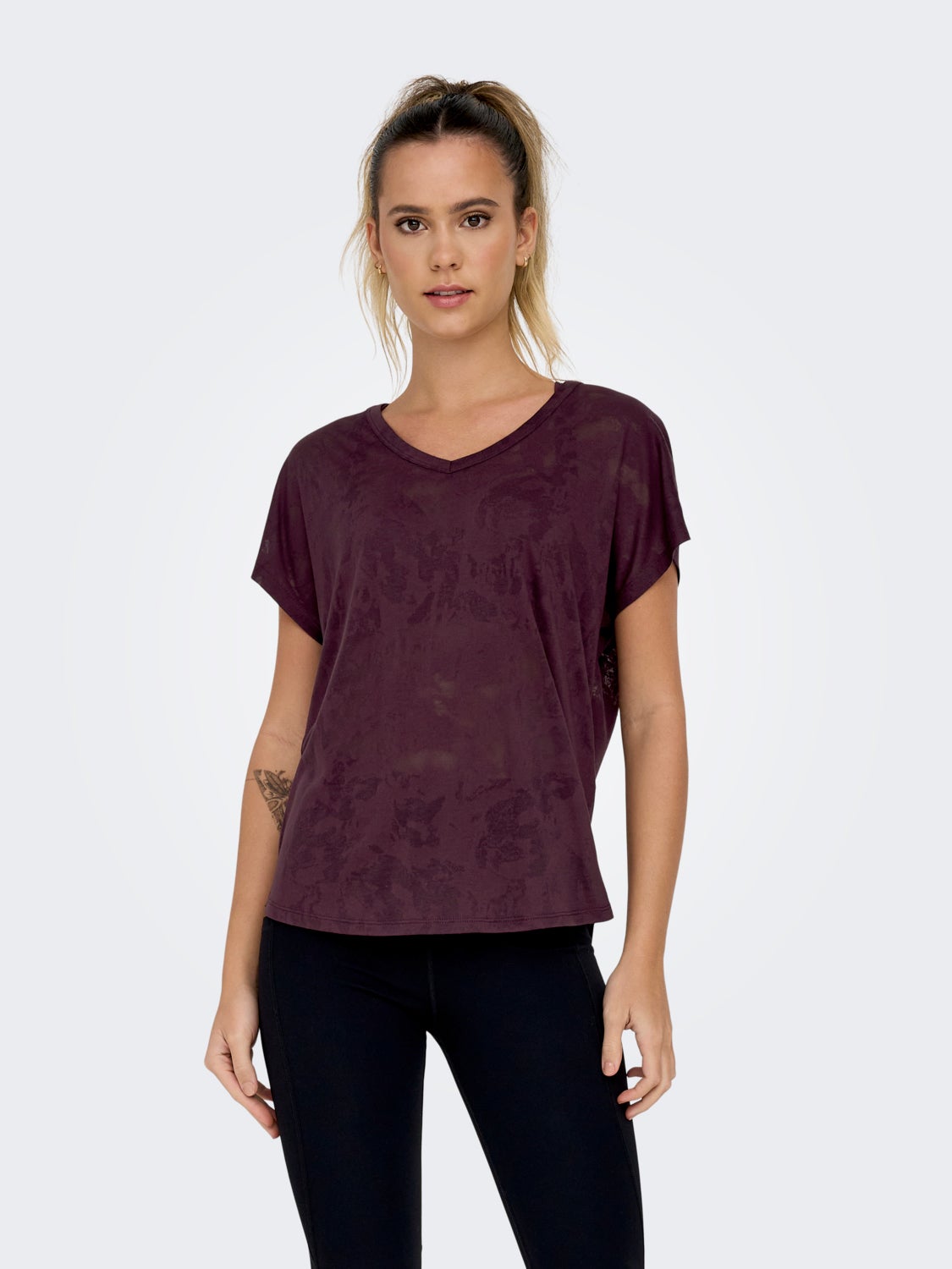 Short sleeve training top