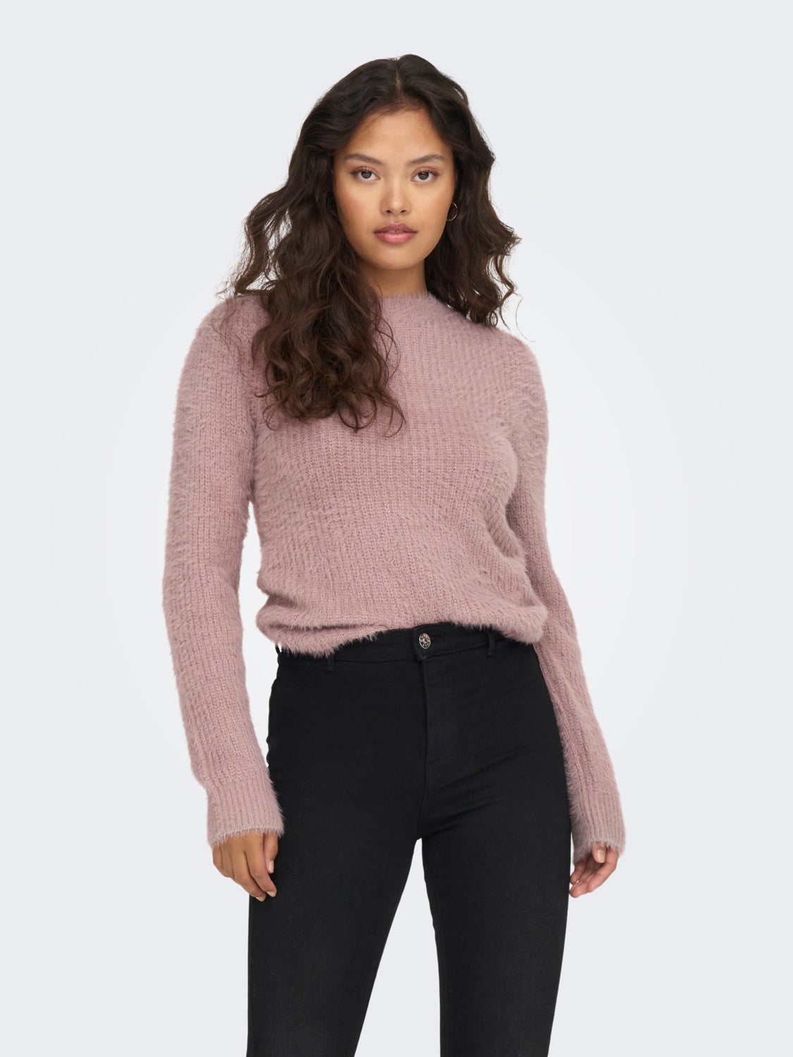 O-neck knitted pullover