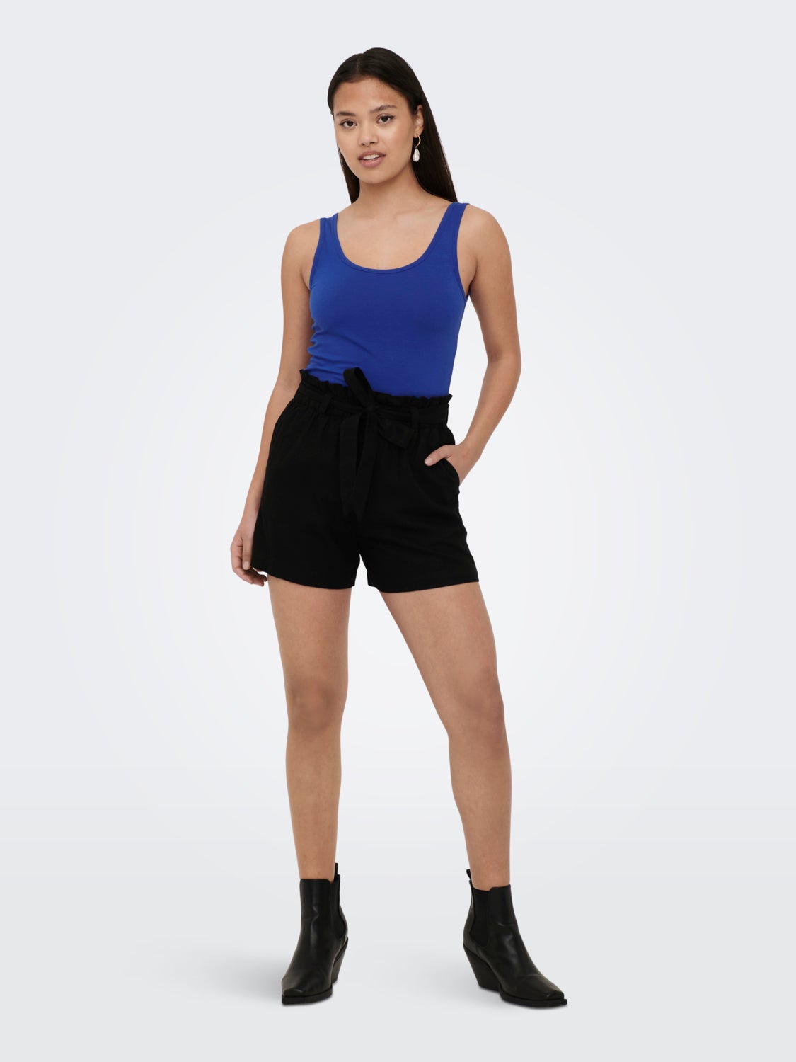 Slim Fit U-Neck Tank-Top