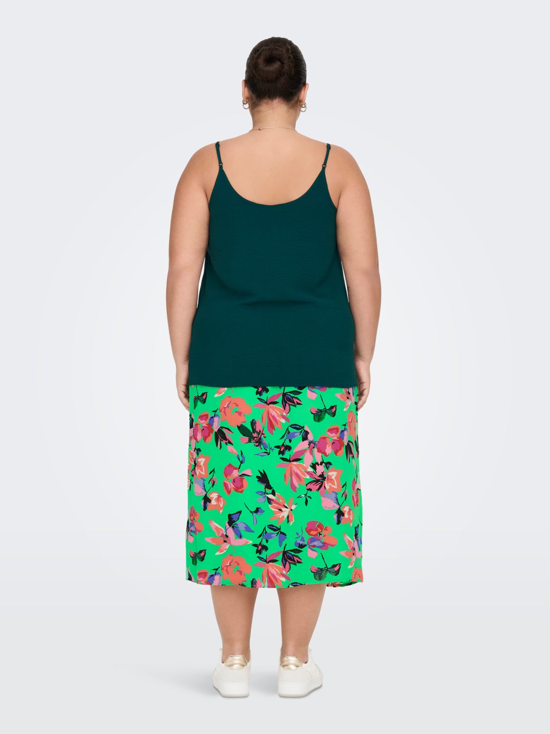 Curvy lace detailed strap top