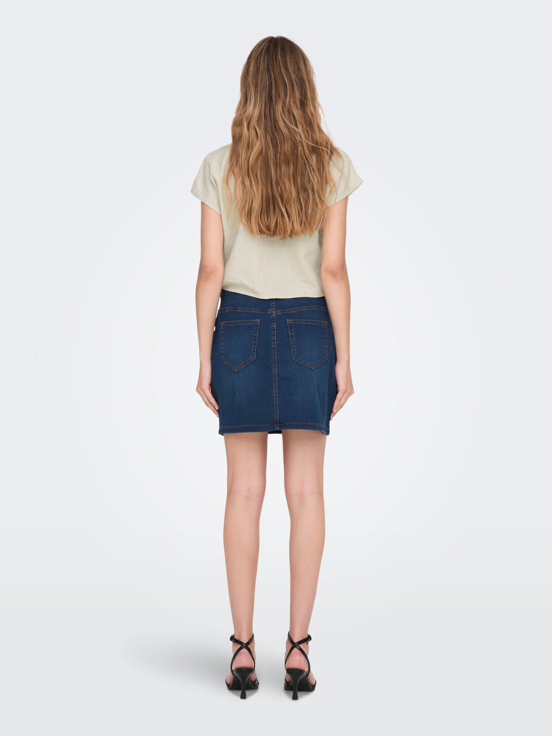 Short Sleeved Shirt With Knot Detail