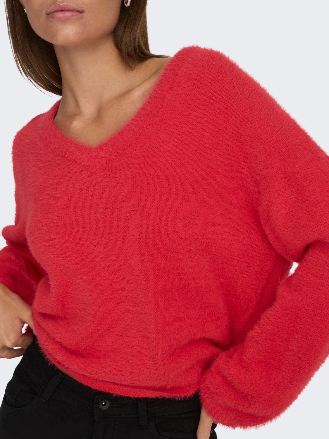 V-neck knitted pullover