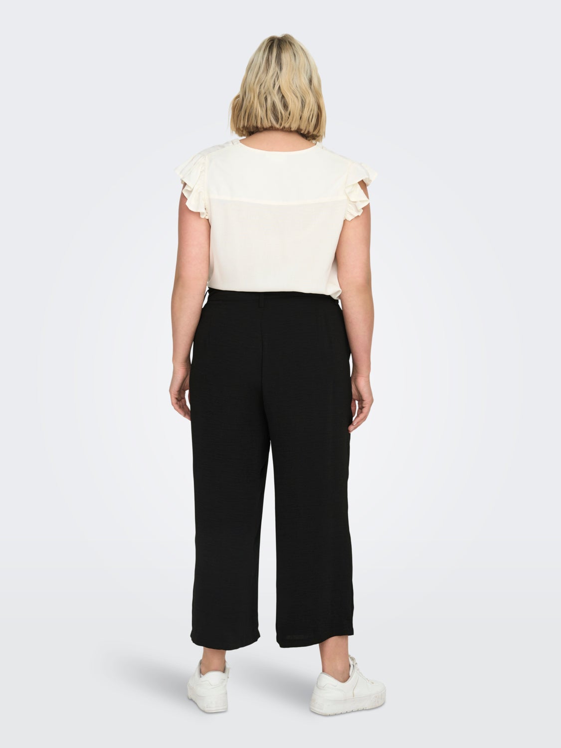 Curvy wide Leg Pants With Belt