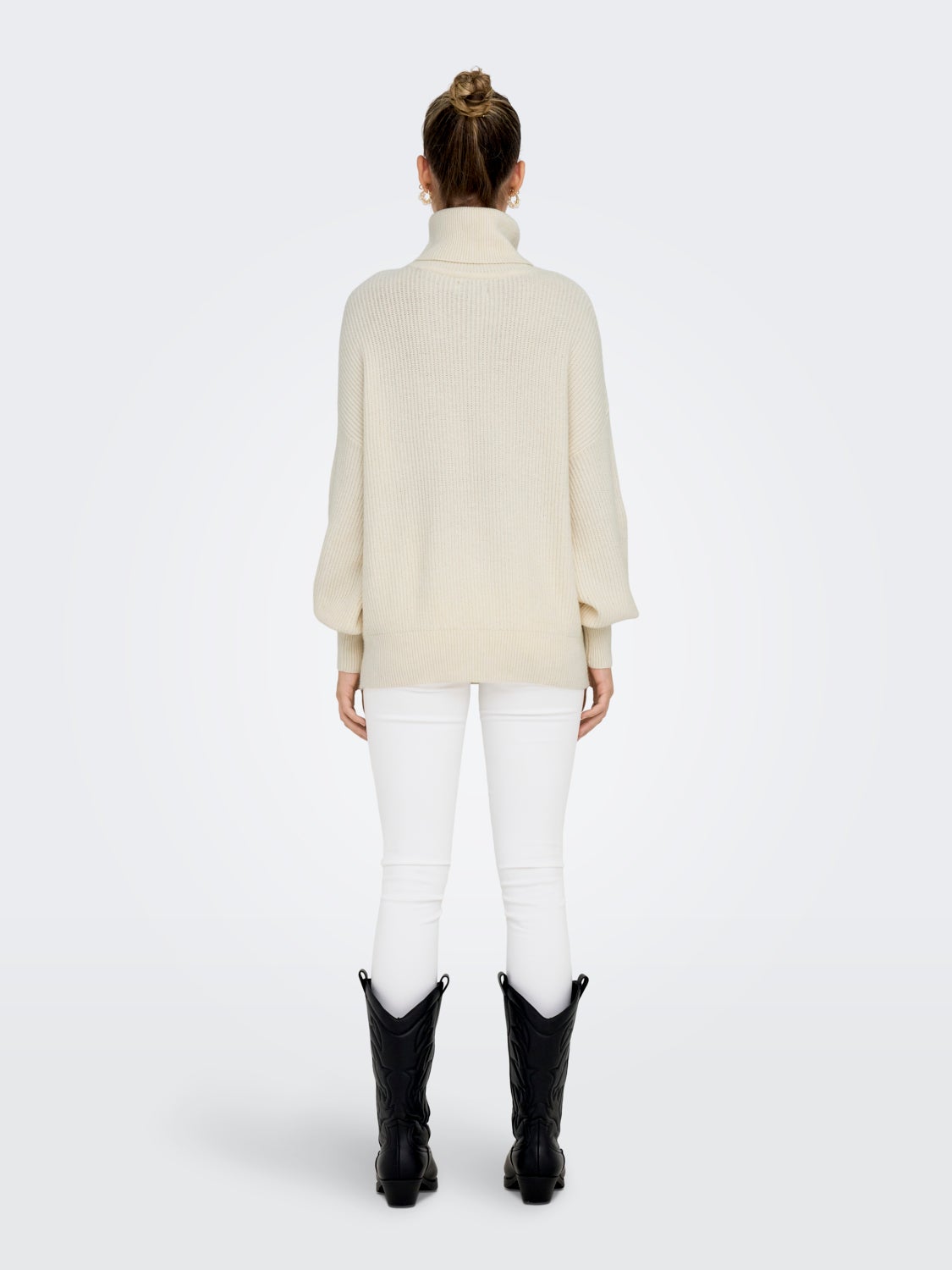 Roll neck knitted pullover