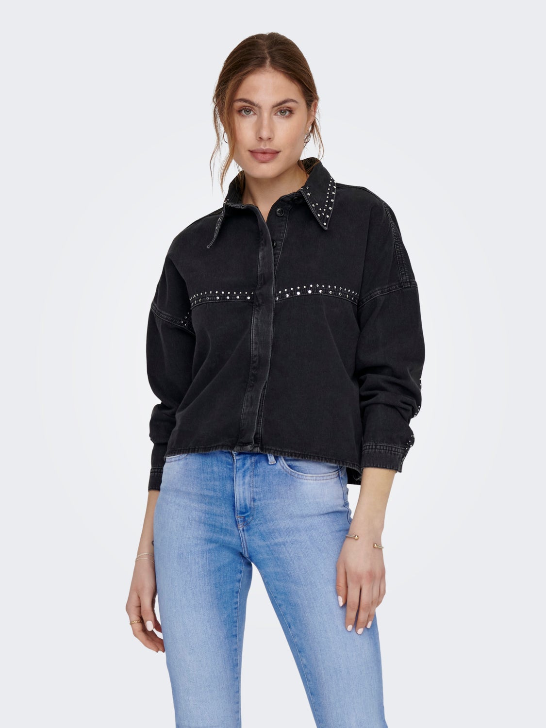 Detailed denim jacket