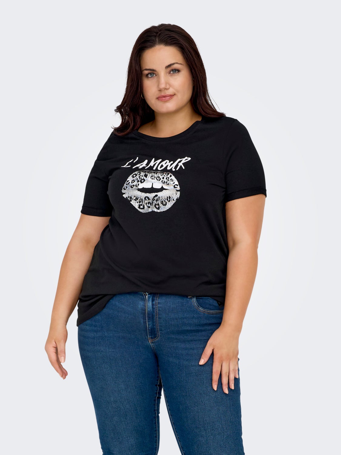 Curvy o-neck t-shirt