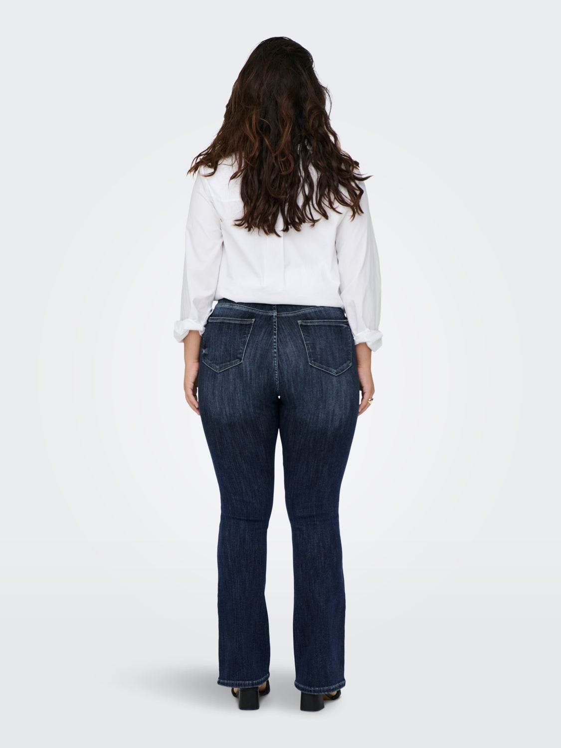 CARVICKY REG SWEET FLARED JEANS