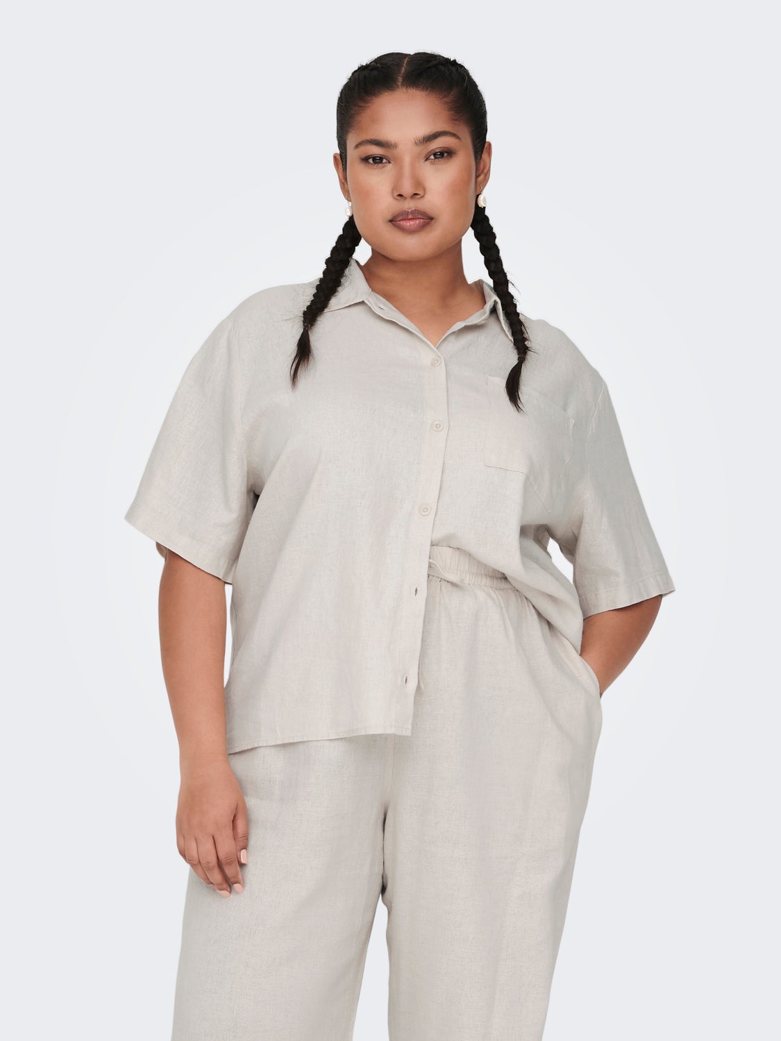 Curvy linen shirt