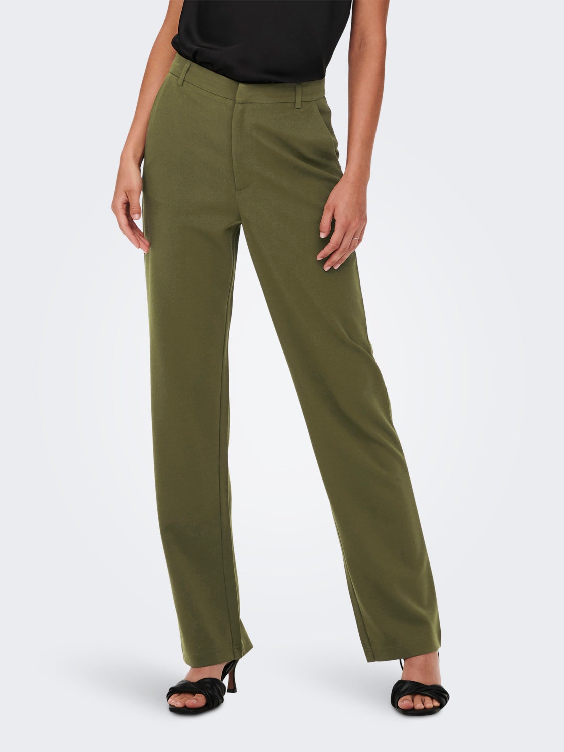 Straight fitted Trousers