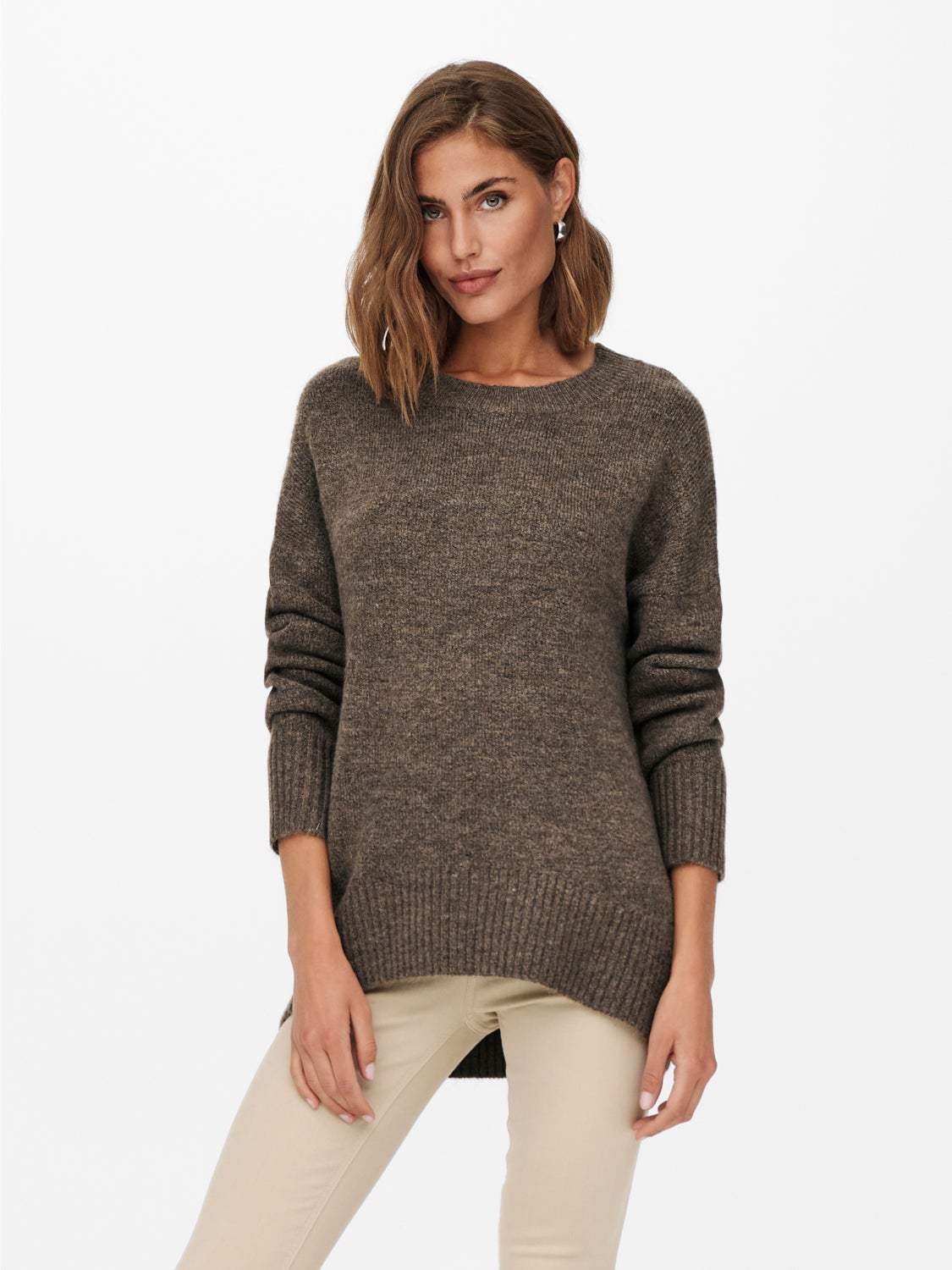 O-neck knitted pullover