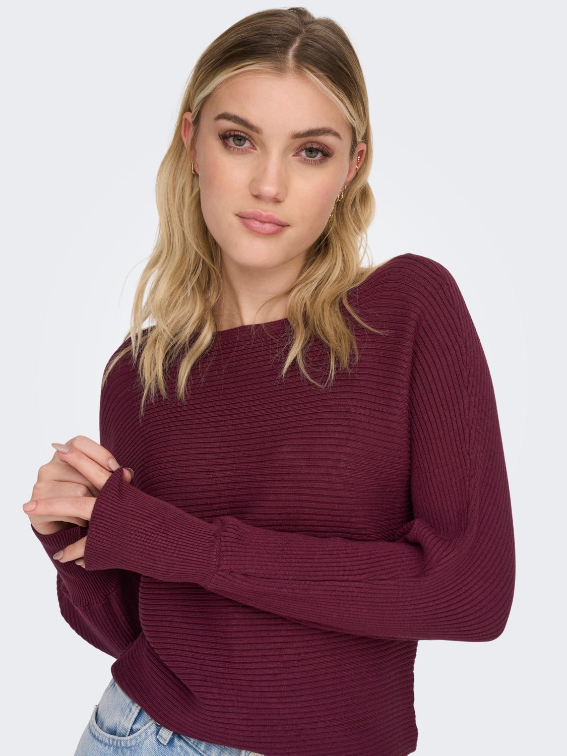 Short Knitted Pullover