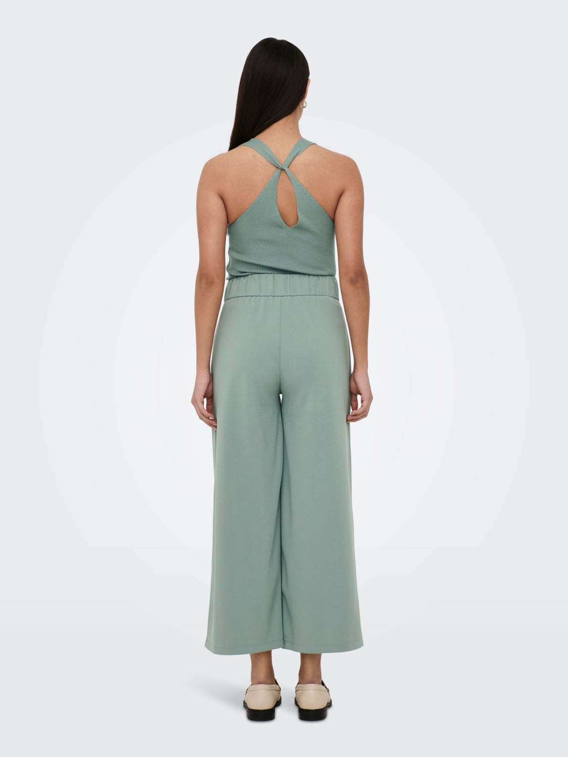 Cropped Wide Leg Trousers